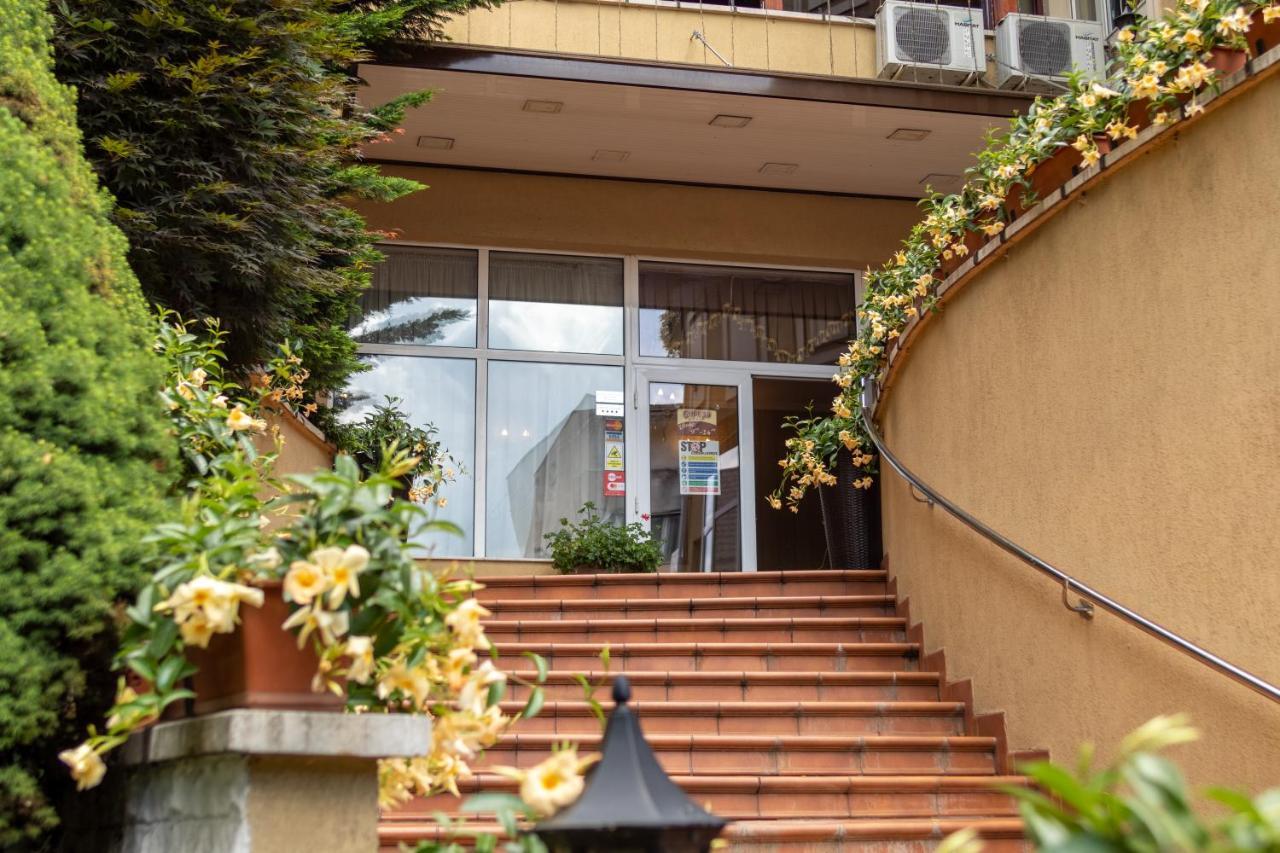 Pensiunea Europa Târgu-Mureş Extérieur photo