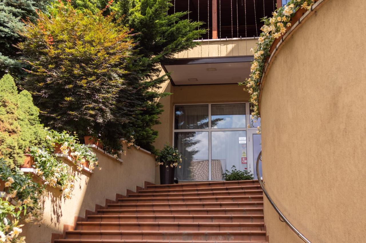 Pensiunea Europa Târgu-Mureş Extérieur photo