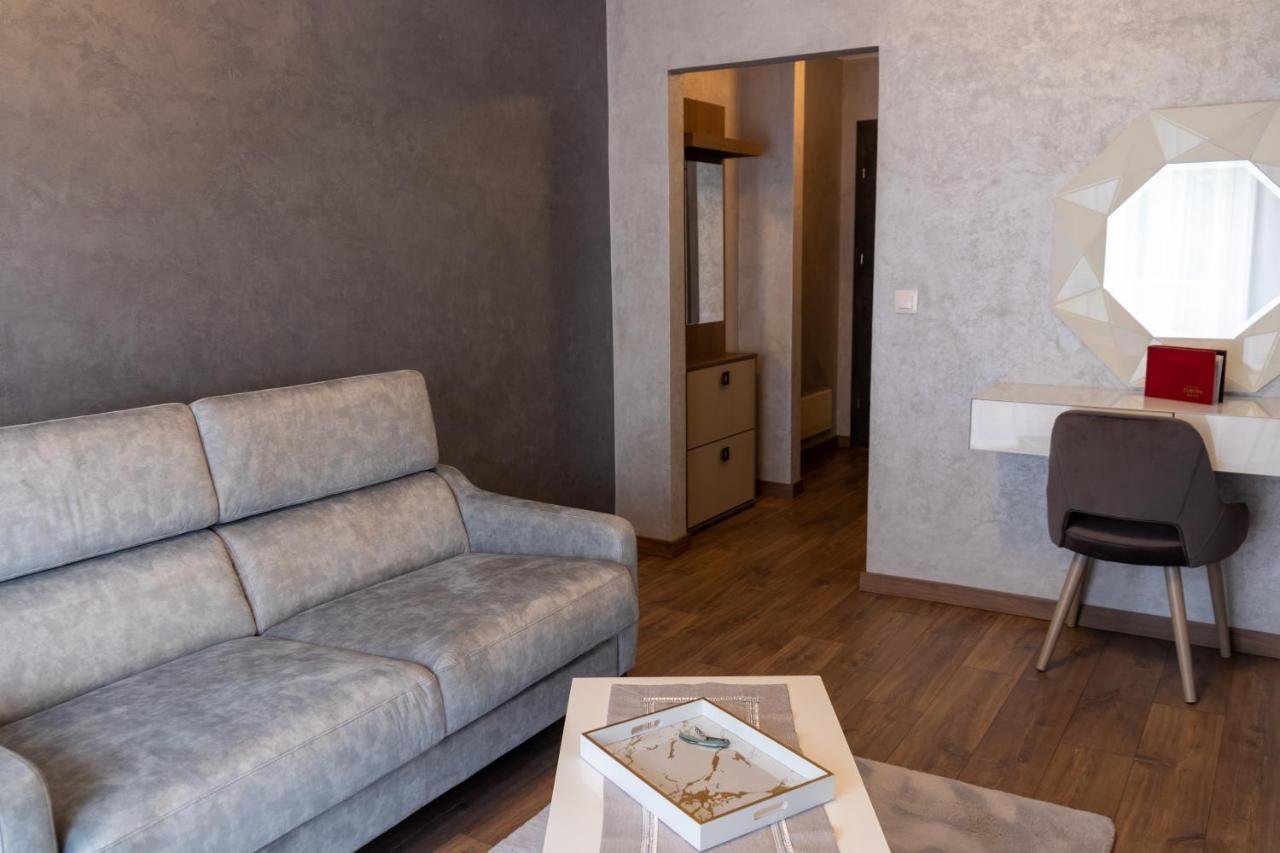 Pensiunea Europa Târgu-Mureş Extérieur photo