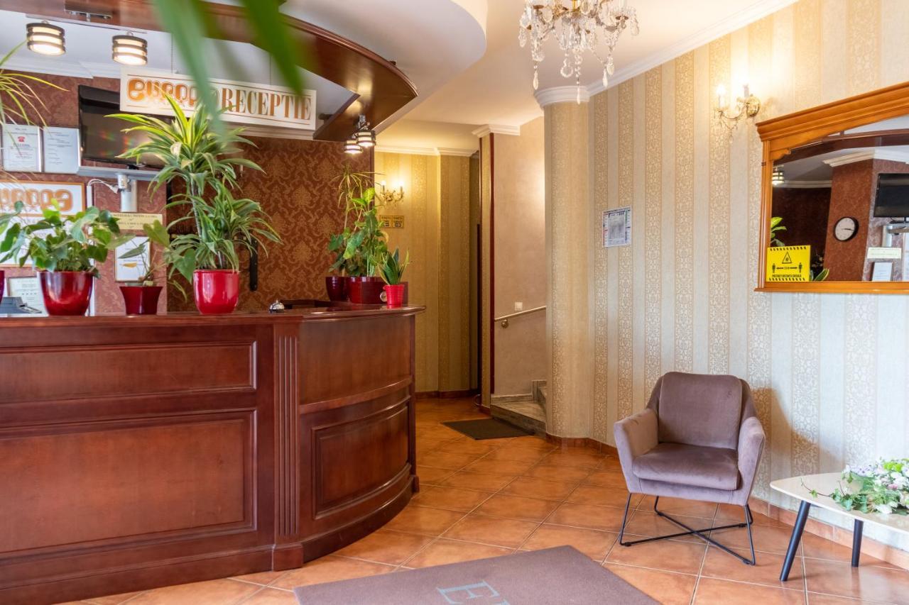 Pensiunea Europa Târgu-Mureş Extérieur photo