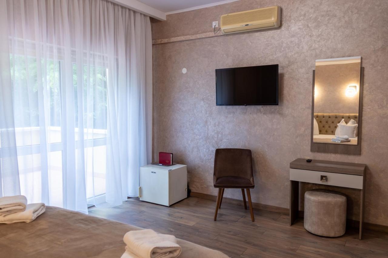 Pensiunea Europa Târgu-Mureş Extérieur photo