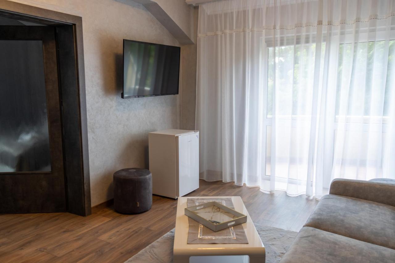 Pensiunea Europa Târgu-Mureş Extérieur photo